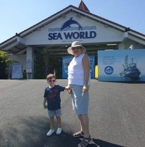 Meet your Posher, Rose